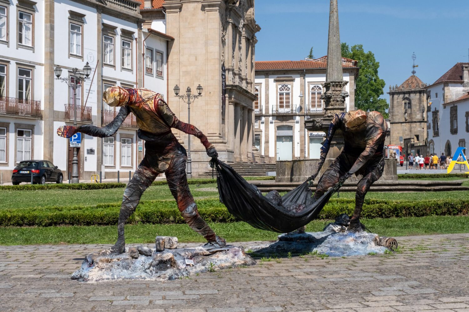 ESPESSA ESCURIDÃO - BRAGA