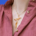 Helder de Carvalho joalharia cristo cruz banho ouro